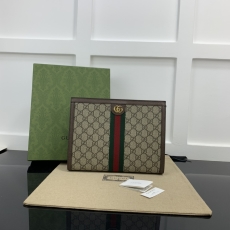 Gucci Clutch Bags